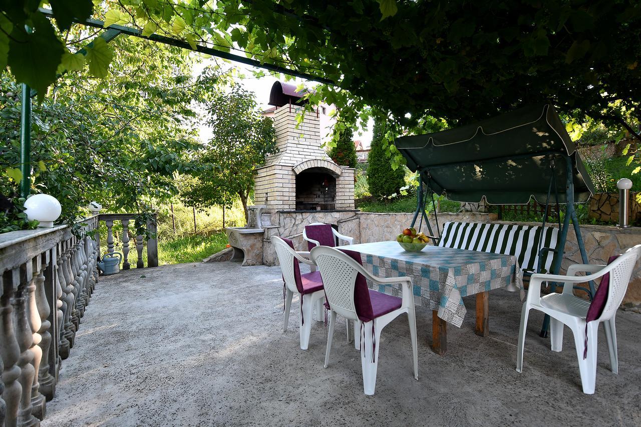 Keep Calm Garden Holiday home